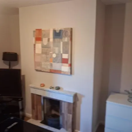 North 2-bed House Sleeps 4